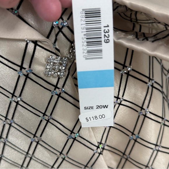 NWT R&M Richards Evening Jacket 20W Champagne & Black Diamond Rhinestone Clasp - Picture 6 of 11